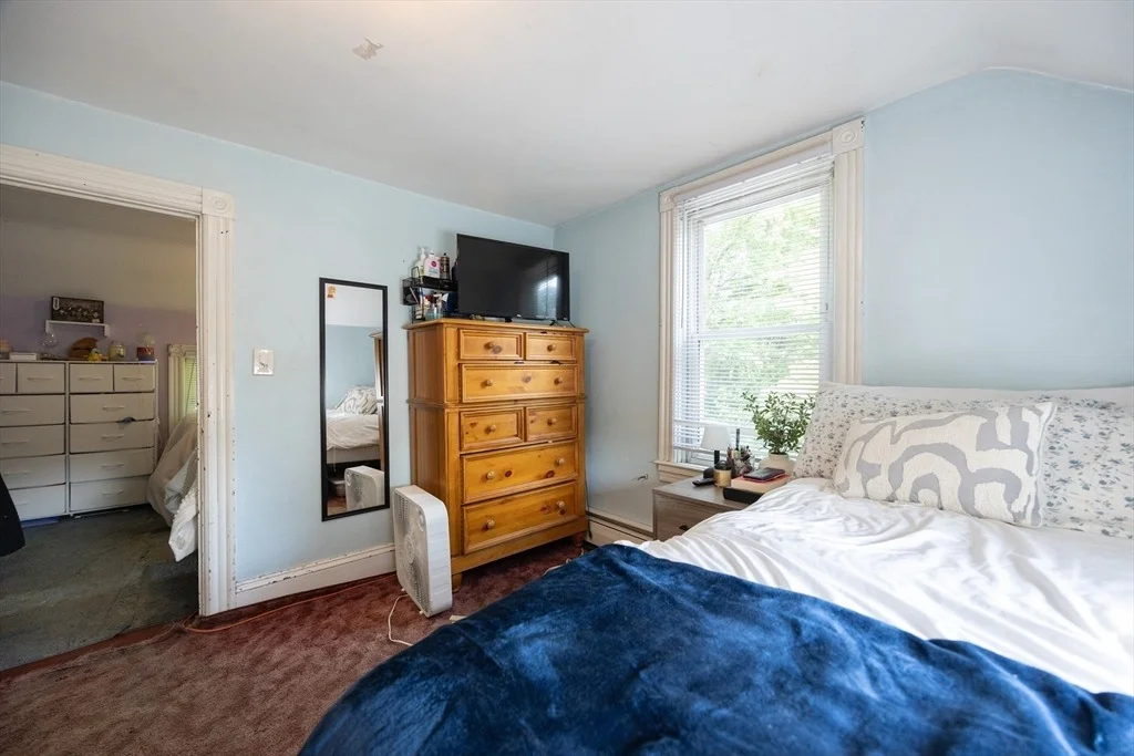 Photo of 148 Hackett Ave