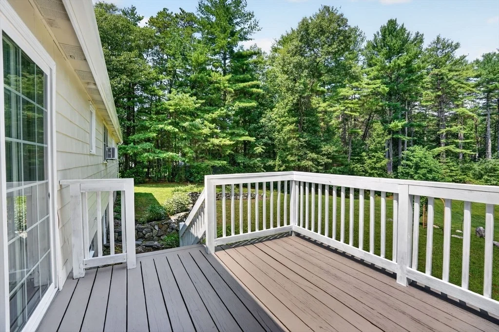 Photo of 8 Charlotte Dr