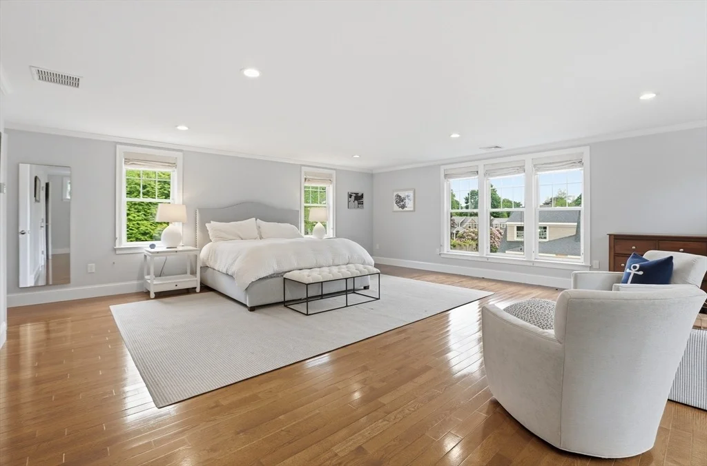 Photo of 7 Howe St
