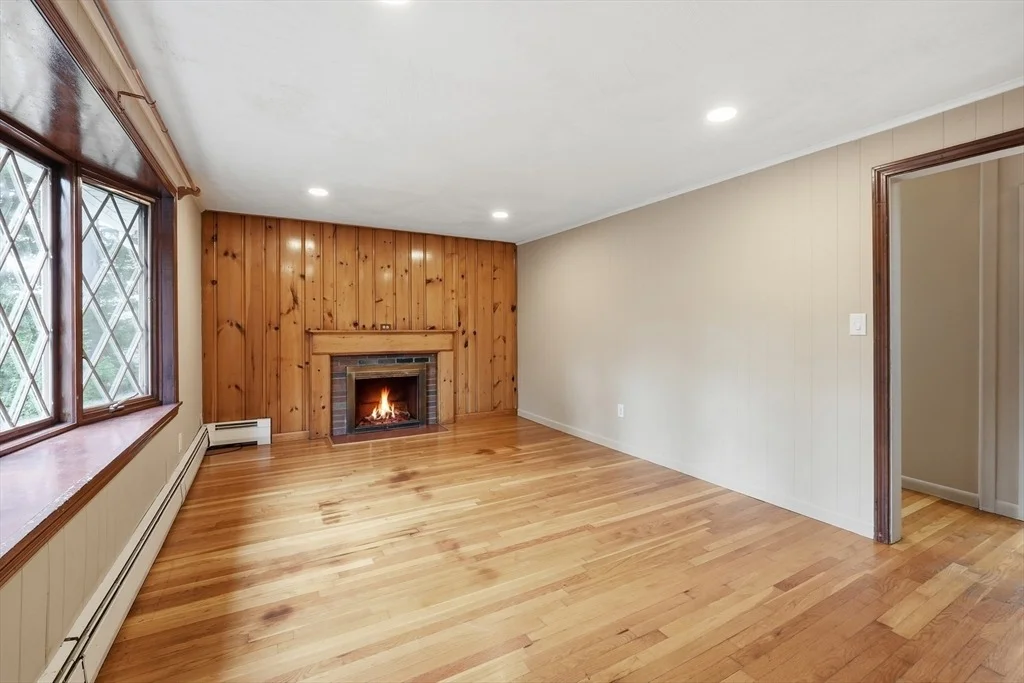 Photo of 28 Spring Rd