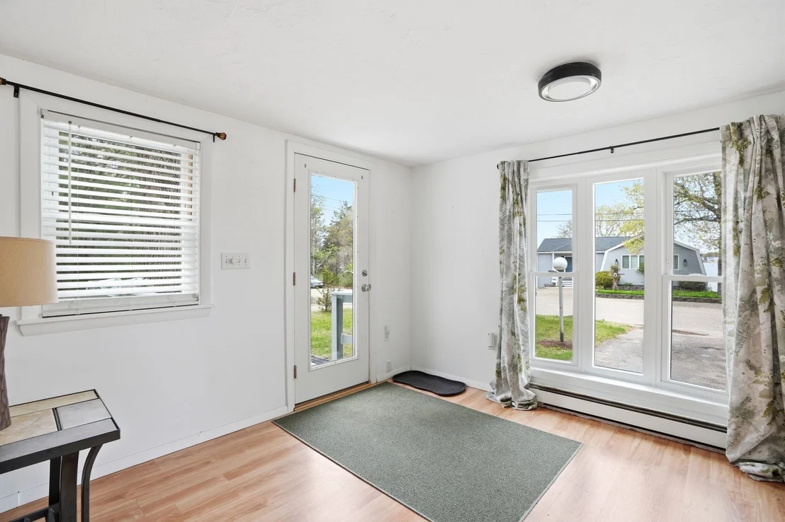 Photo of 94 Edgewater Drive