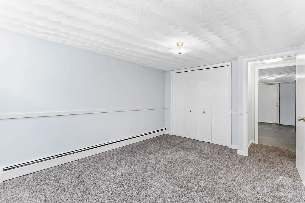 Photo of 6 Snow Ln