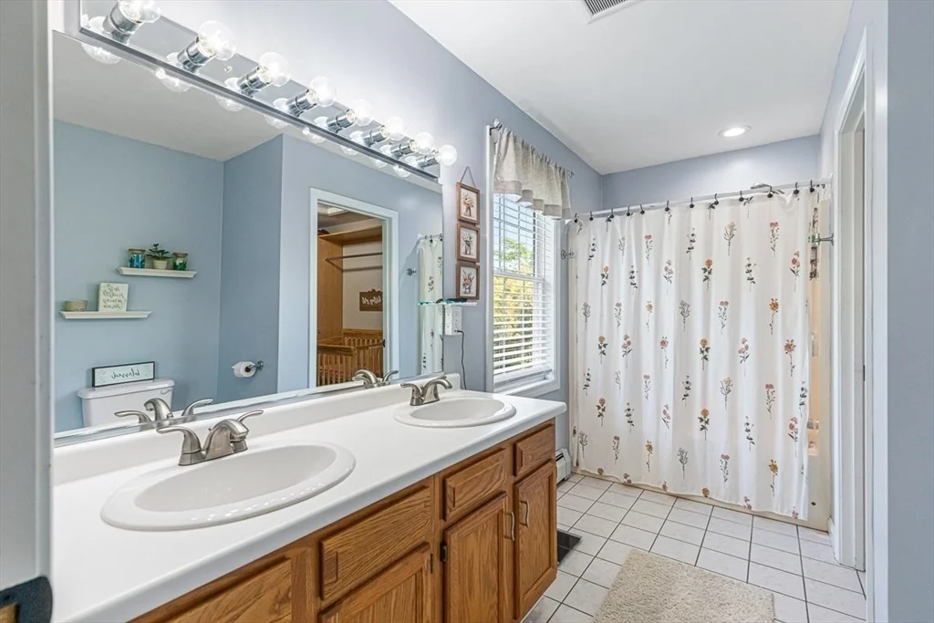 Photo of 15 Dolphin Cir