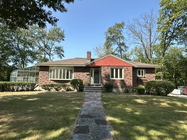 Photo of 27 Lantern Ln