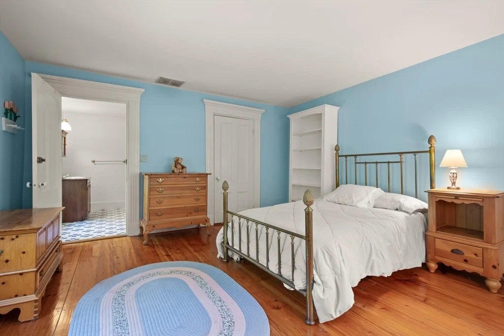 Photo of 240 Canton St