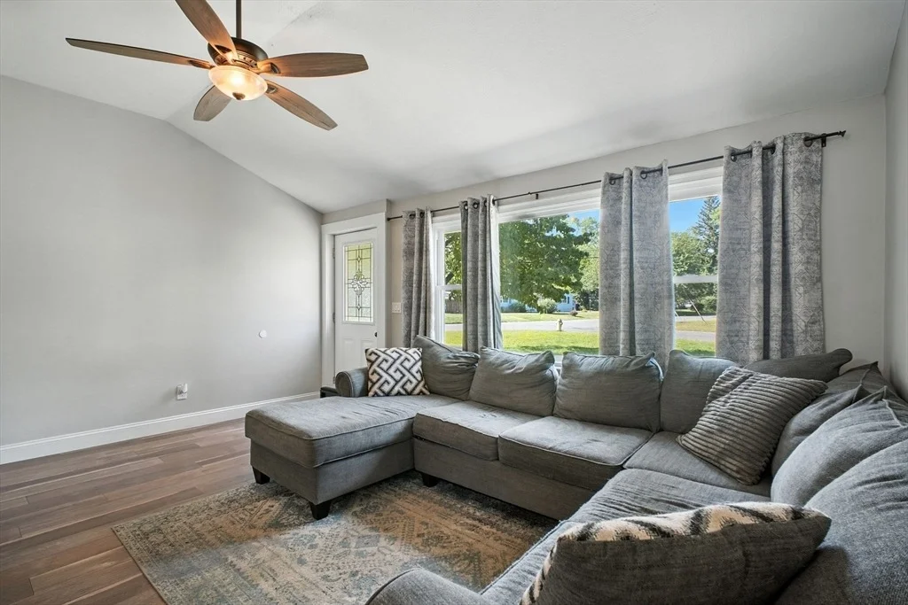Photo of 19 Harbour Rd