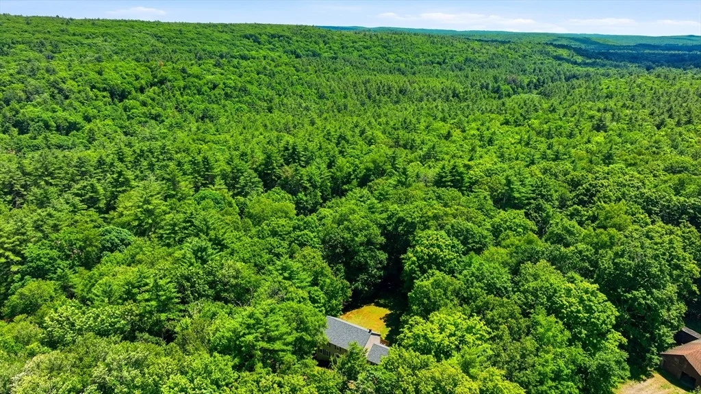 Photo of 60 Bartlett Lane