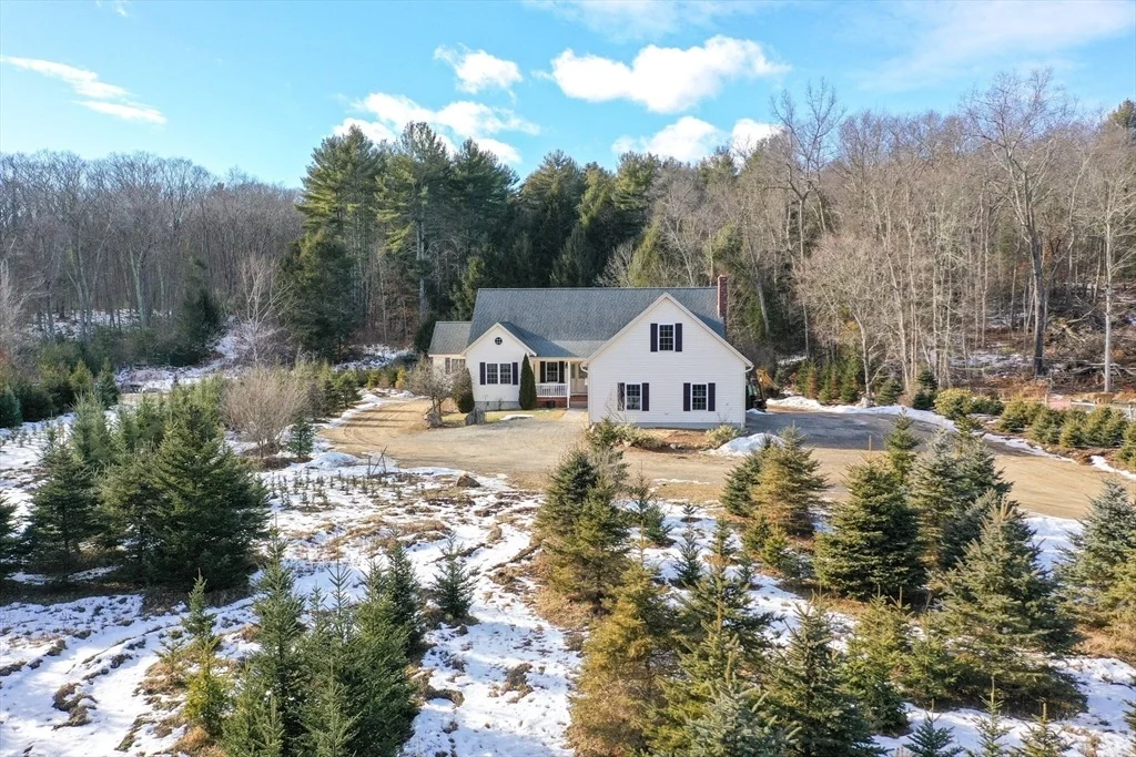 Photo of 1380 North Brookfield Rd