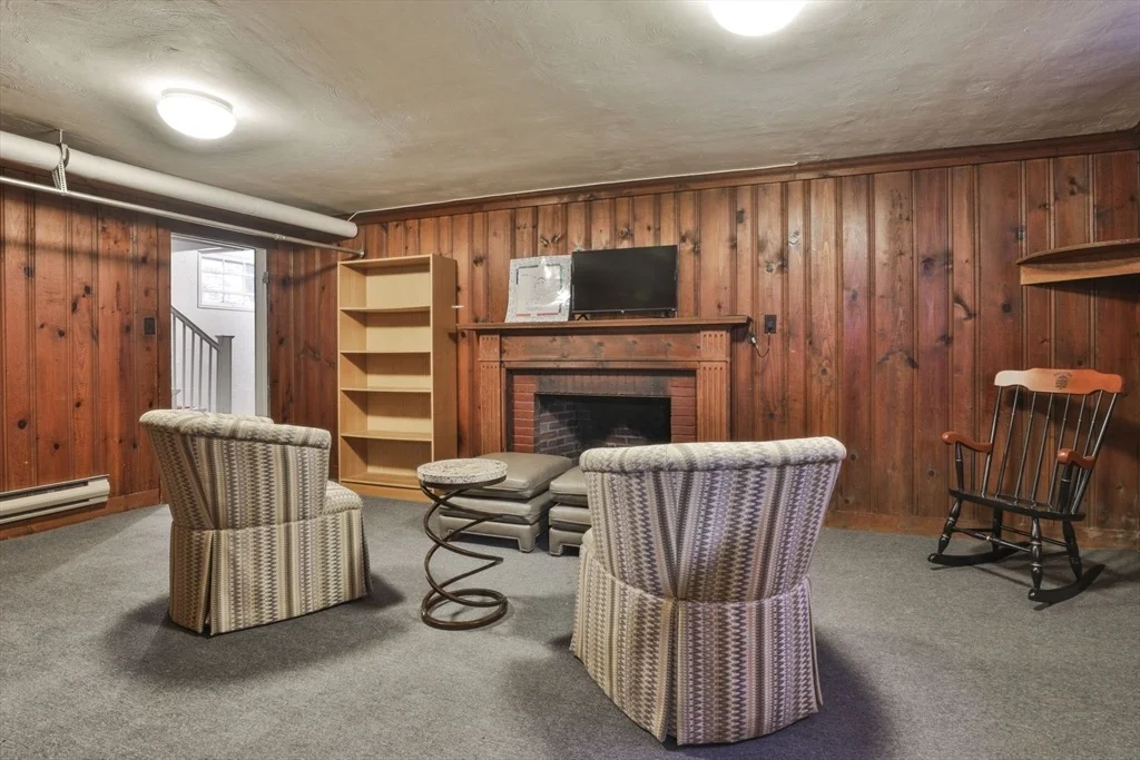 Photo of 32 Columbine Rd