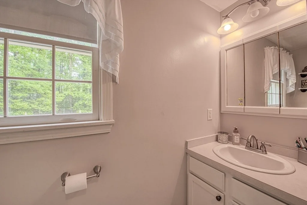 Photo of 236 Thompson Street