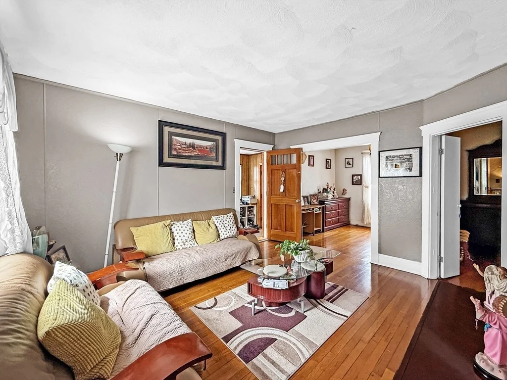 Photo of 14 Oak Ter
