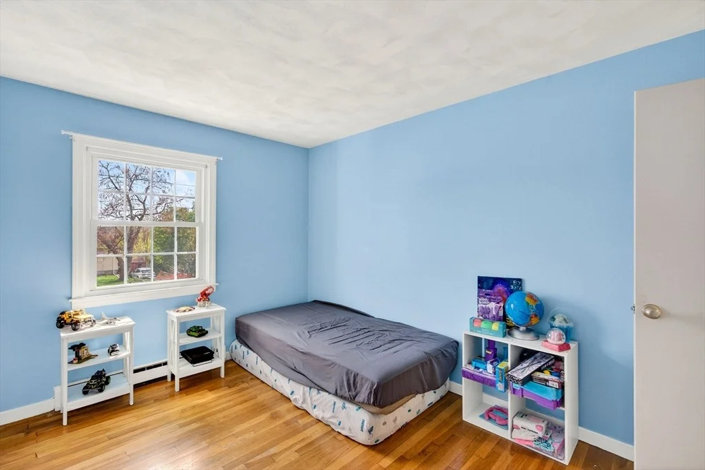 Photo of 10 Meadowbrook Rd