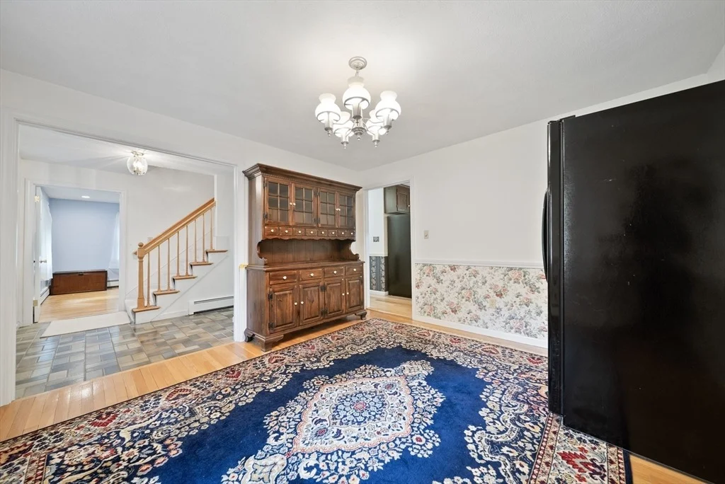 Photo of 8 Lillian Dr