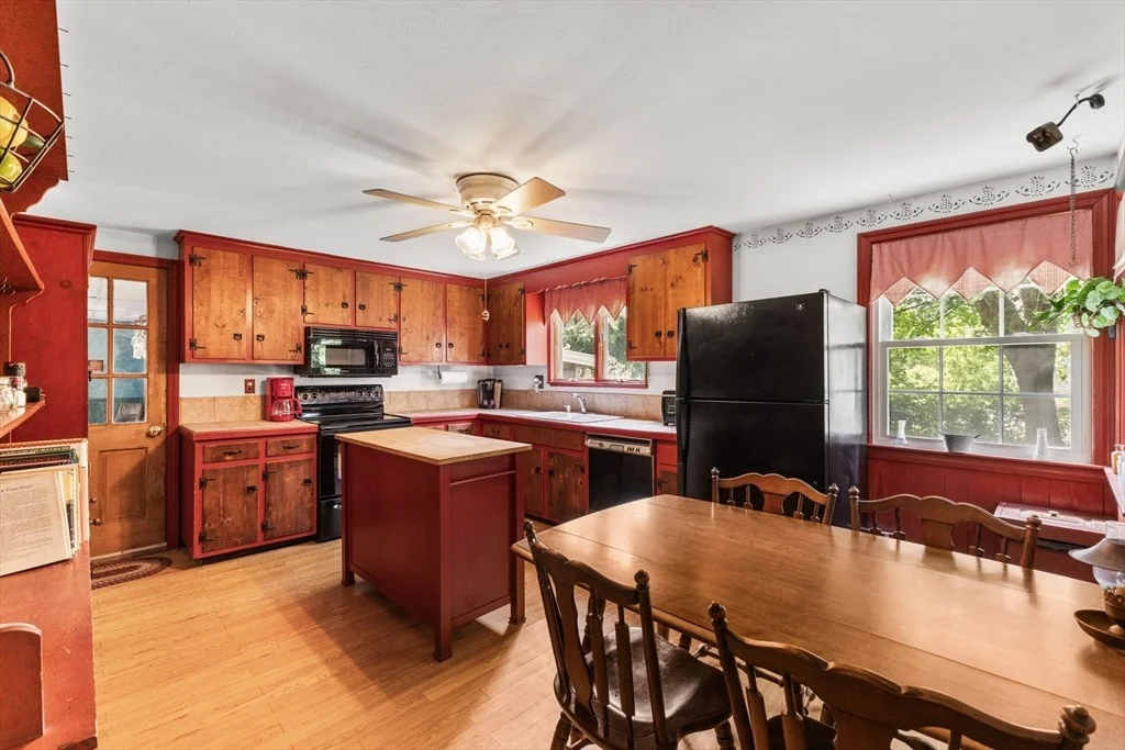 Photo of 29 Saddle Dr