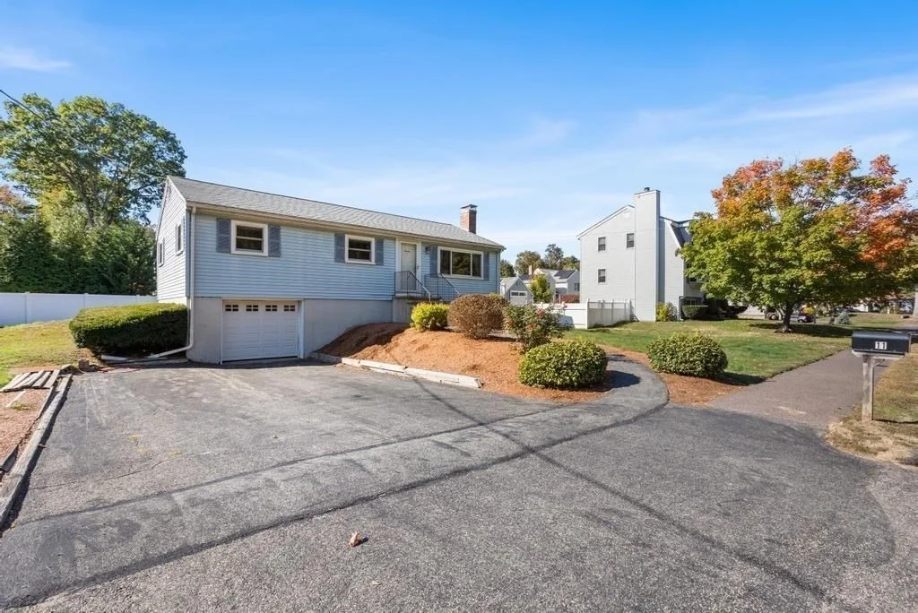 Photo of 11 Cedarcrest Road