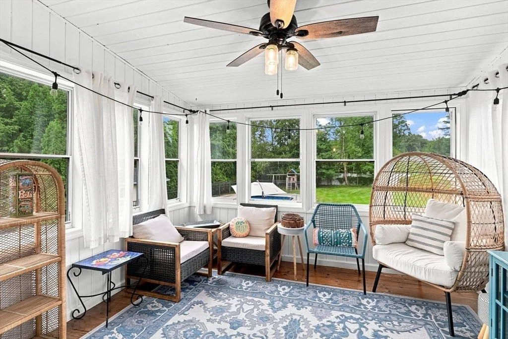 Photo of 367 Steiger Dr