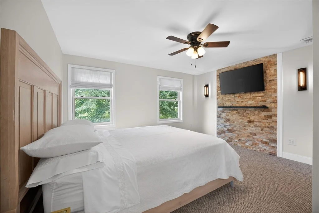 Photo of 321 Birchbark Dr