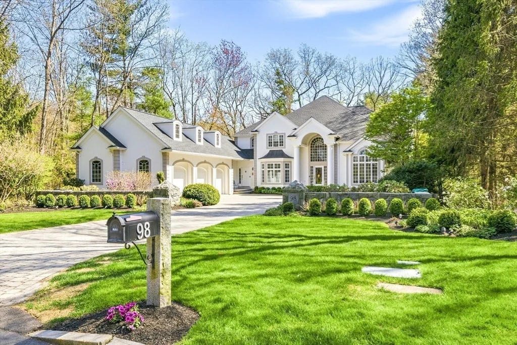 Photo of 98 Bridle Trail Rd