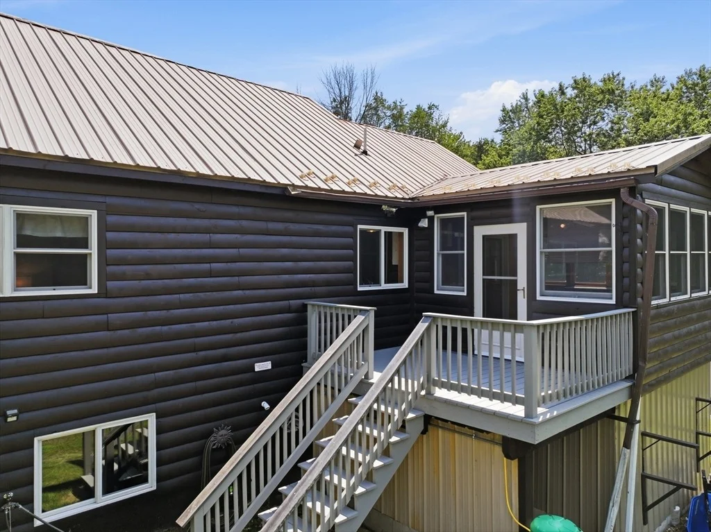 Photo of 15 Thompson Rd