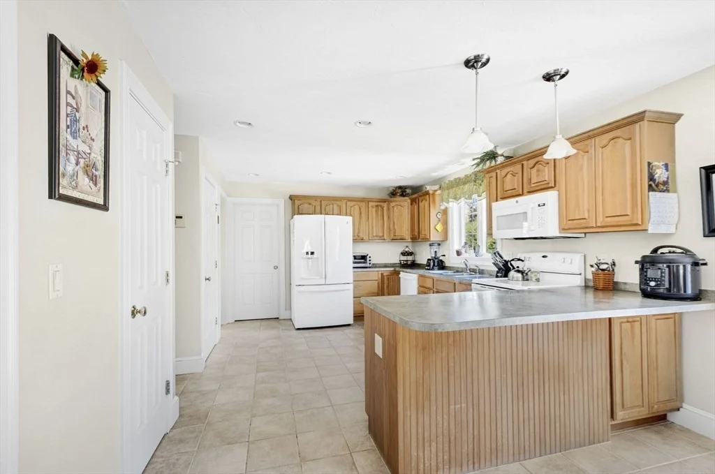 Photo of 70 Skyline Dr