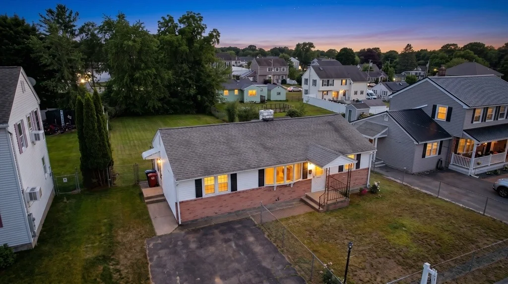 Photo of 160 Burnham Road