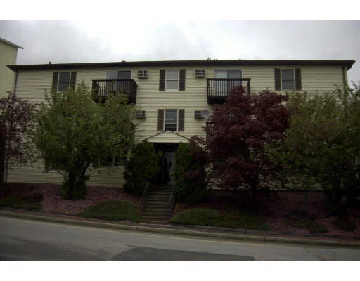 Photo of Unit 3 at 229 Vernon St