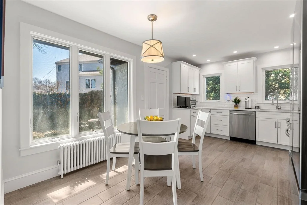 Photo of 15 Preston Beach Rd