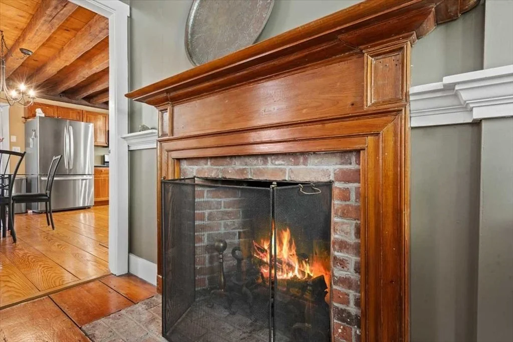 Photo of 9 Bay Path Dr
