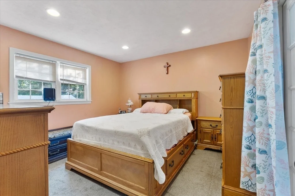 Photo of 18 Evergreen Rd