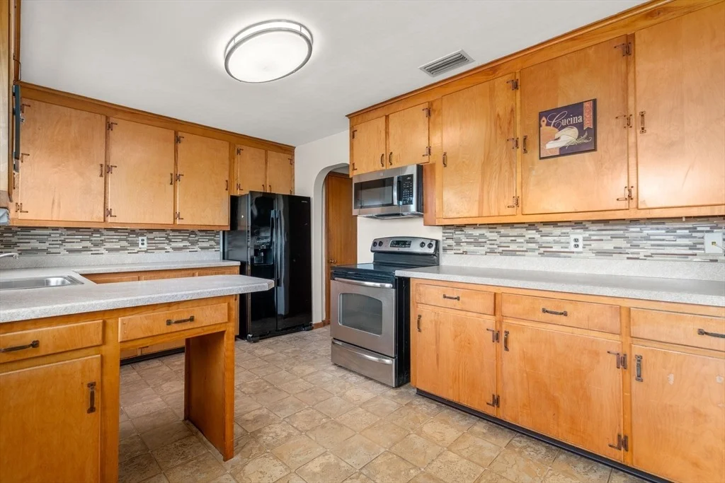 Photo of 29 Llewellyn Drive