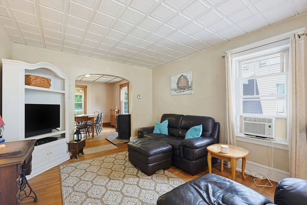 Photo of 8 Wilder Ave