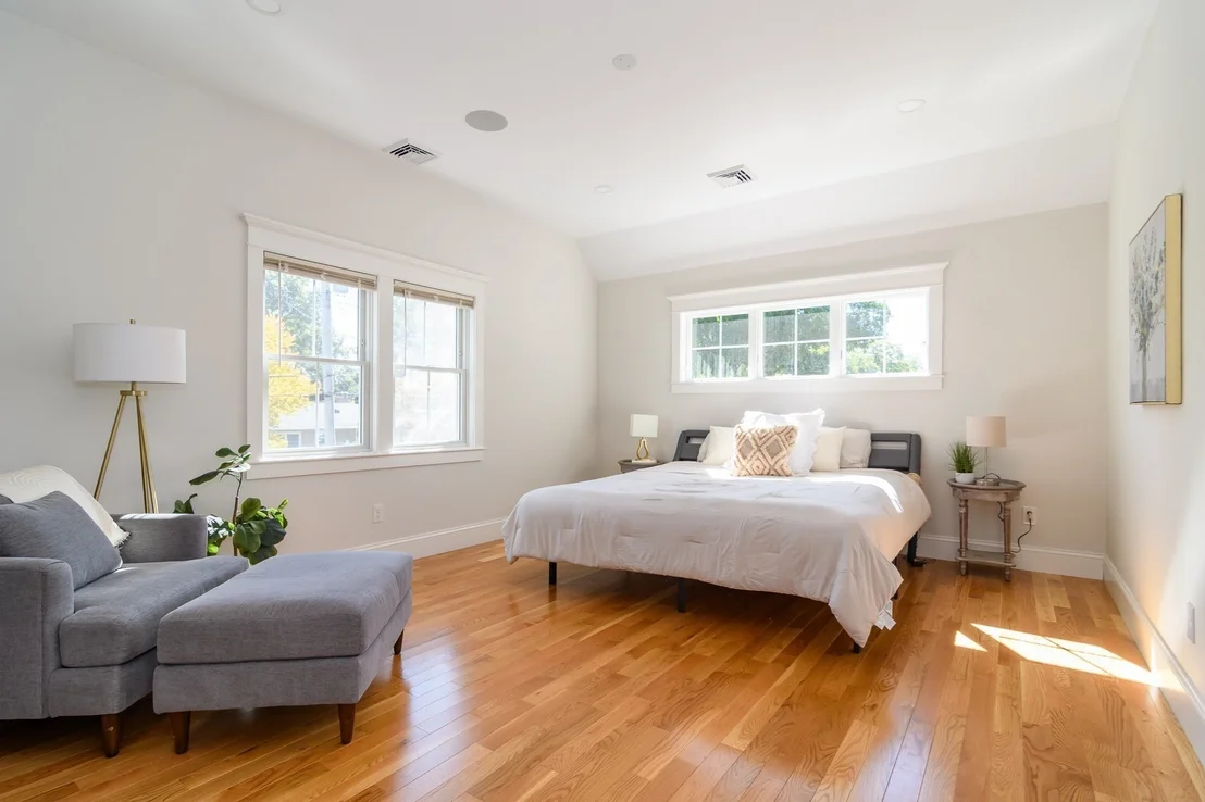 Photo of 16 Bradford Rd
