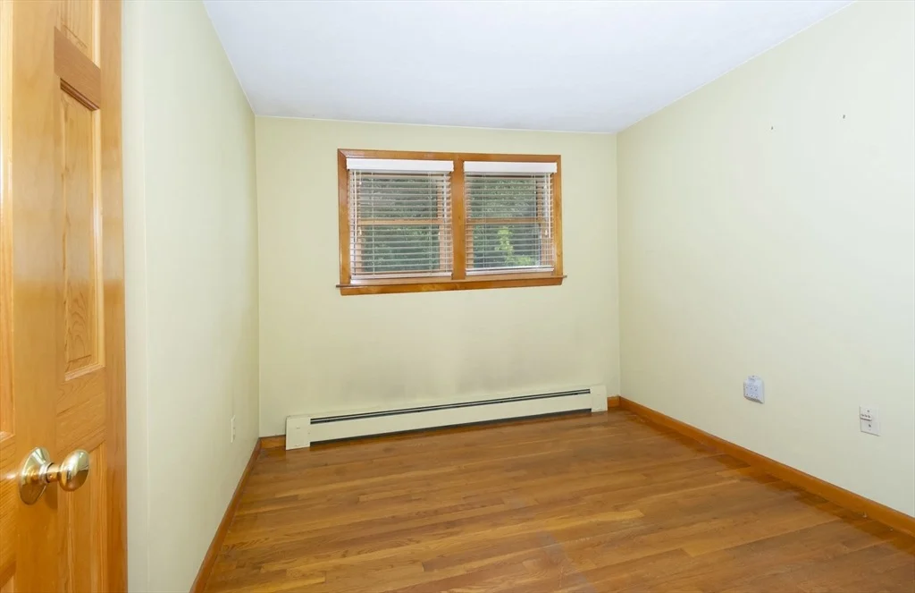 Photo of 463 Farm Rd