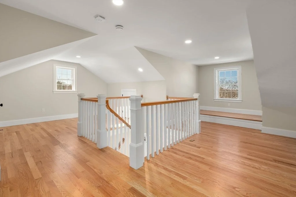 Photo of 211 Florence Ave