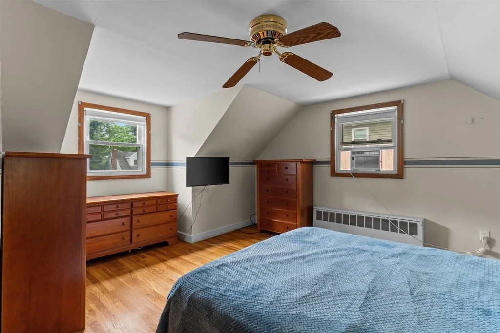 Photo of 10 Poplar Street