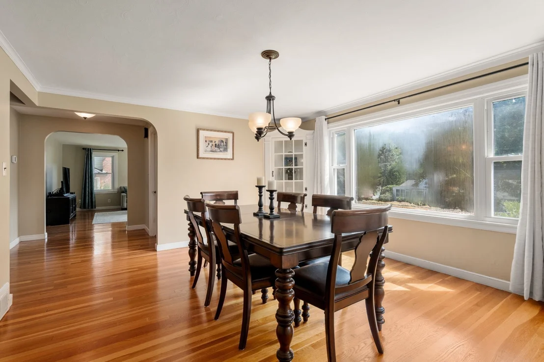 Photo of 15 Claridge Dr