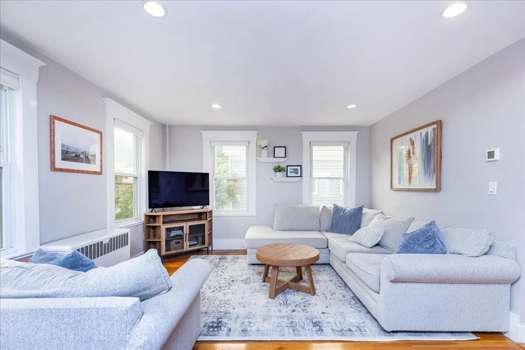 Photo of 27 Chestnut Street