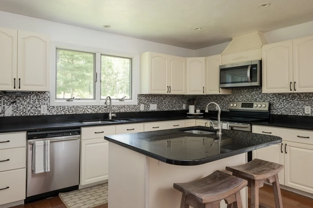 Photo of 28 Gammons Rd