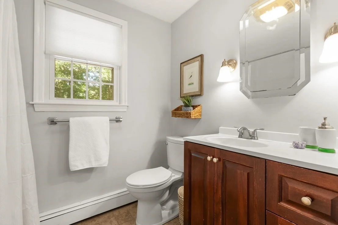 Photo of 28 Sylvan Way