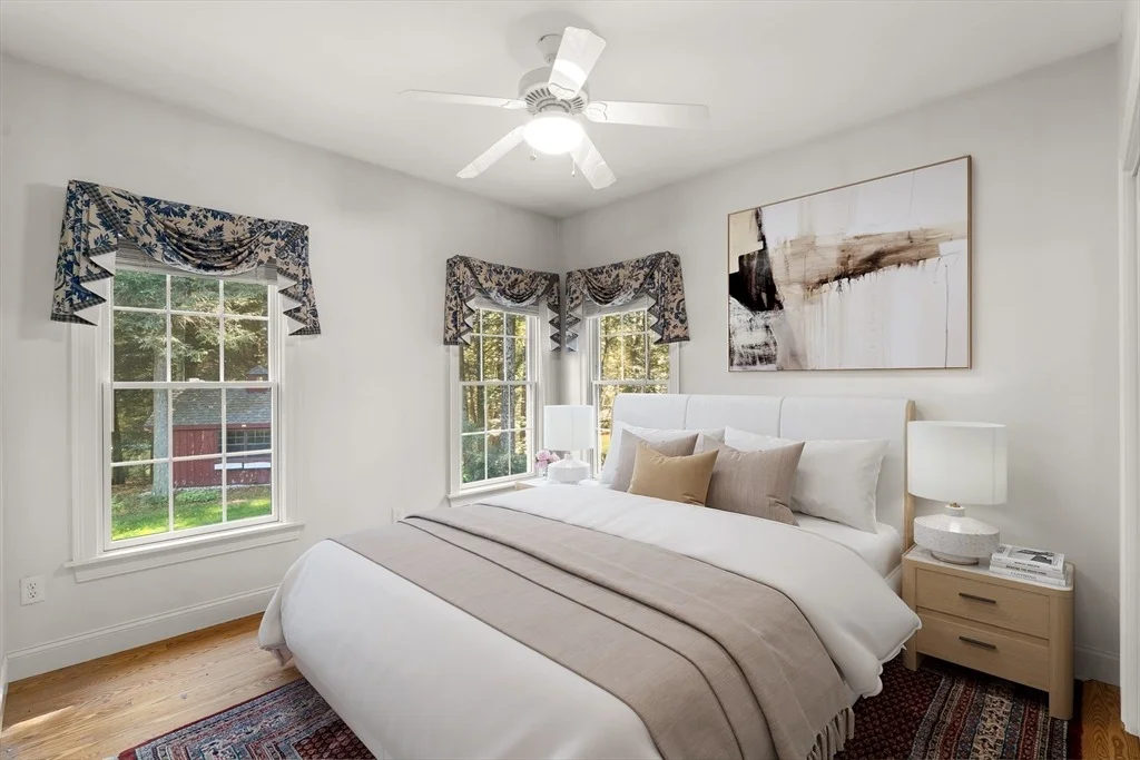 Photo of 10 Golden Cir