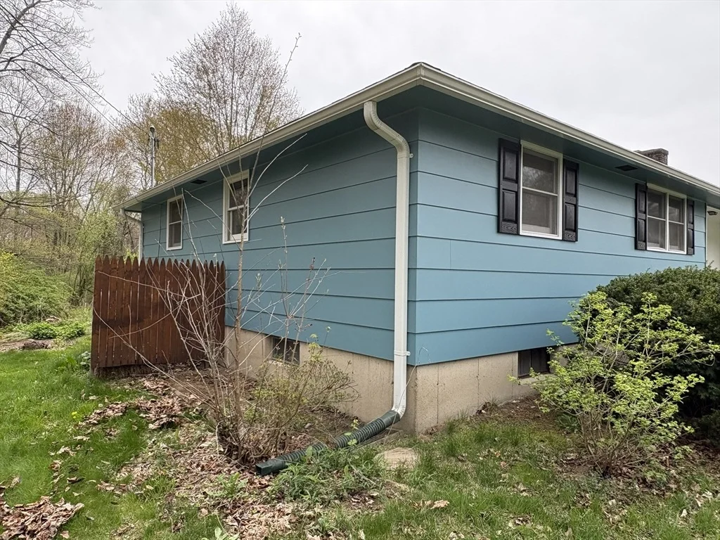 Photo of 135 Pelham Rd