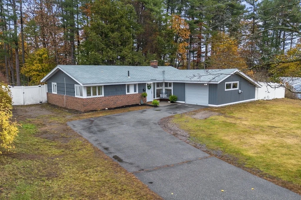 Photo of 10 Parlee Road