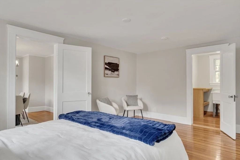 Photo of 5 Maple St