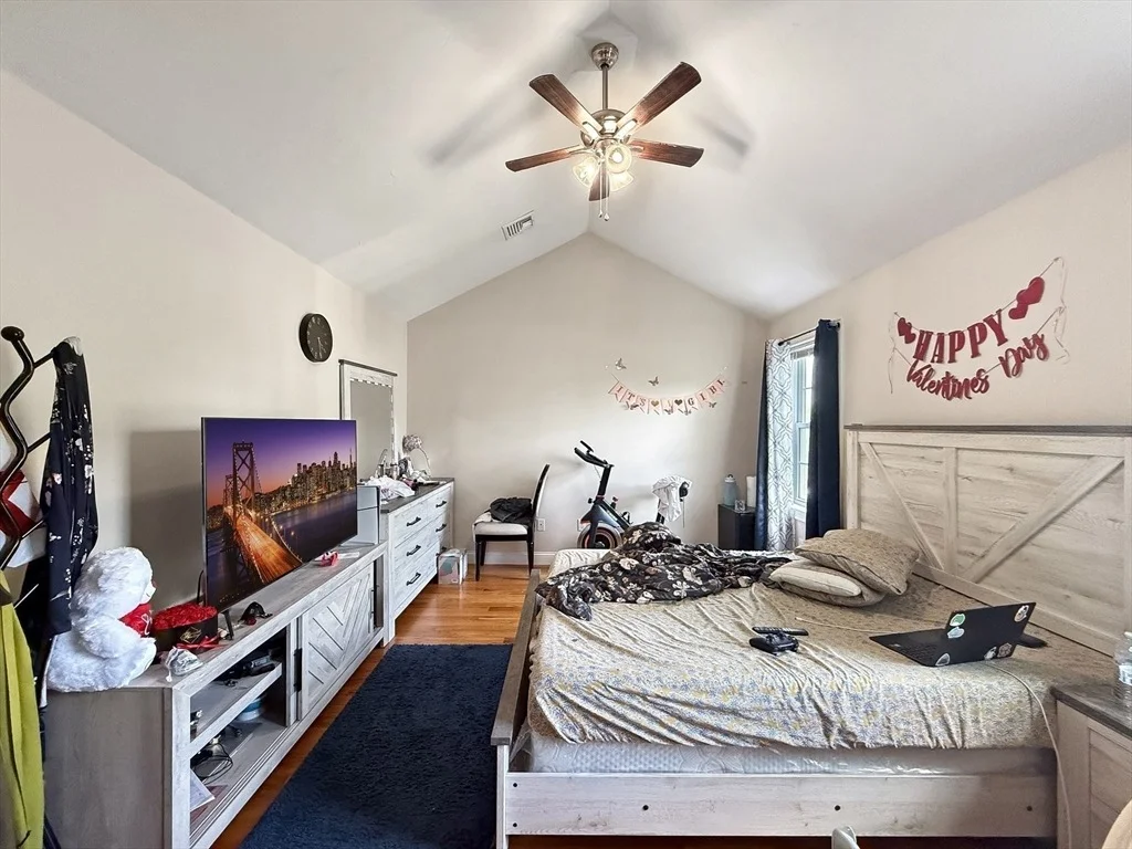 Photo of 44 Dominion Rd