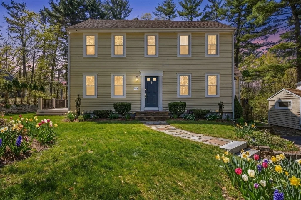 Photo of 443 Cushing St