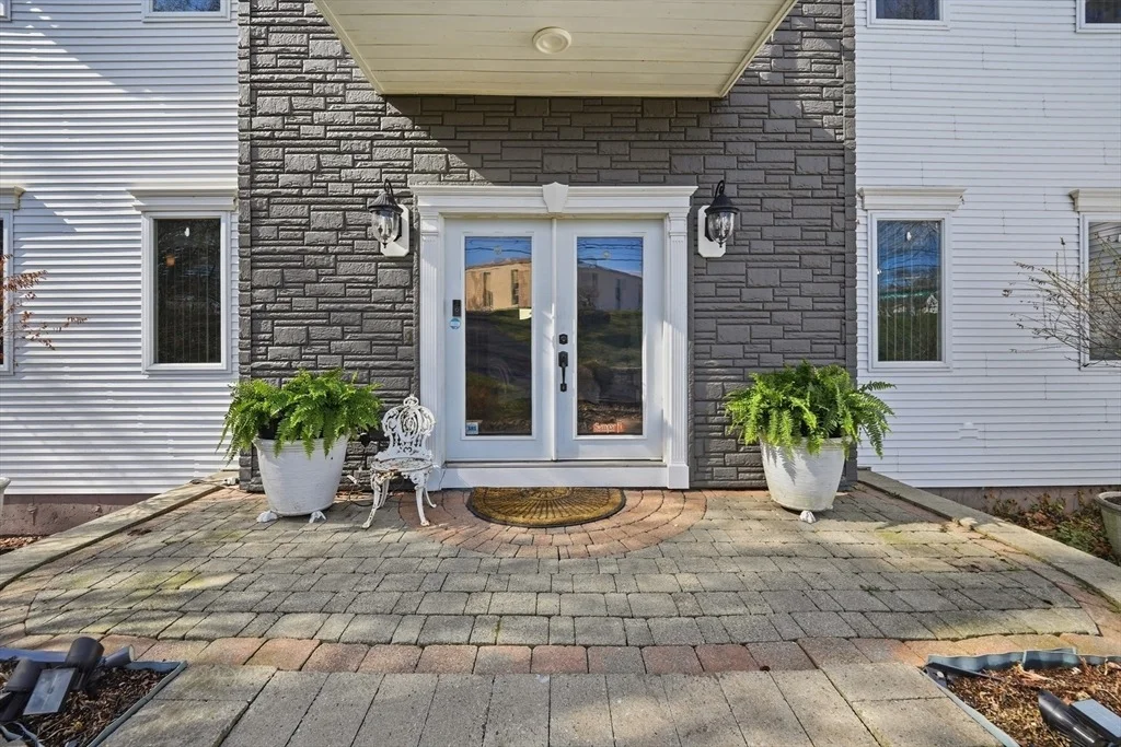 Photo of 239 Fuller Road
