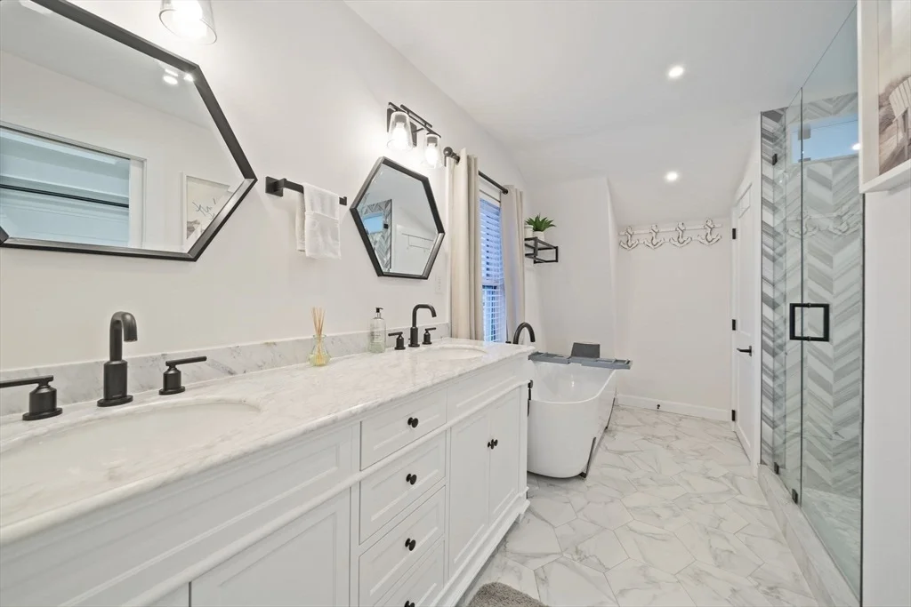 Photo of 57 Oceanside Drive