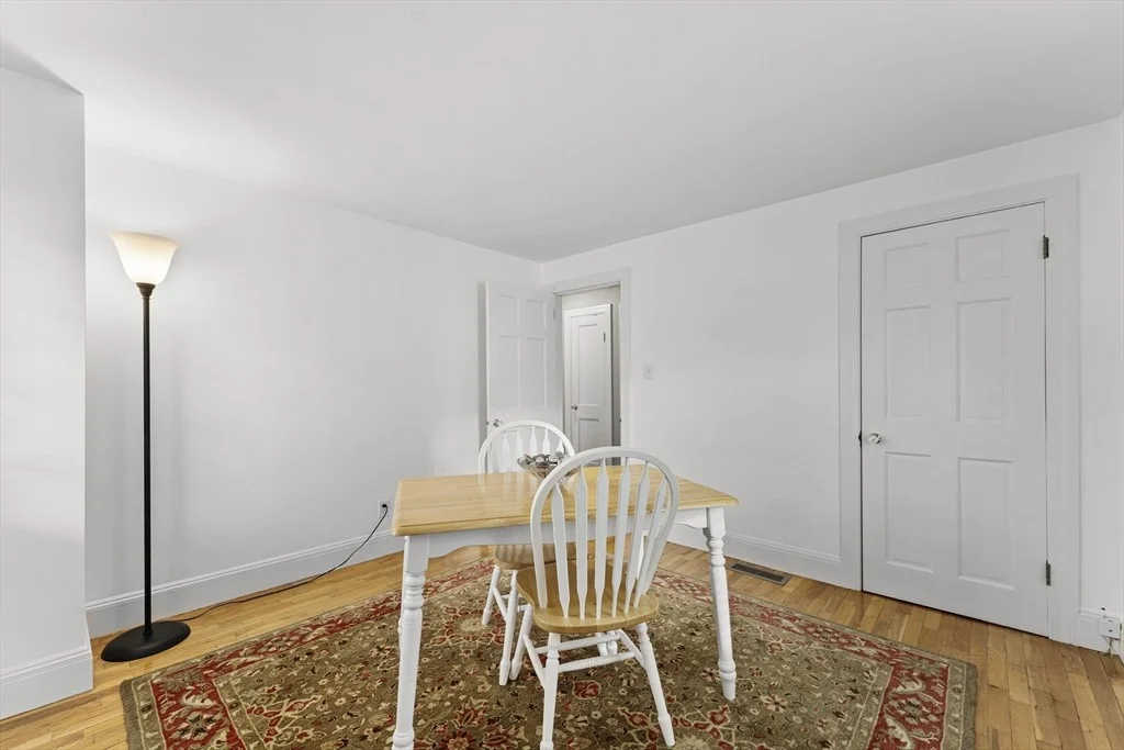 Photo of 1052 Greendale Ave