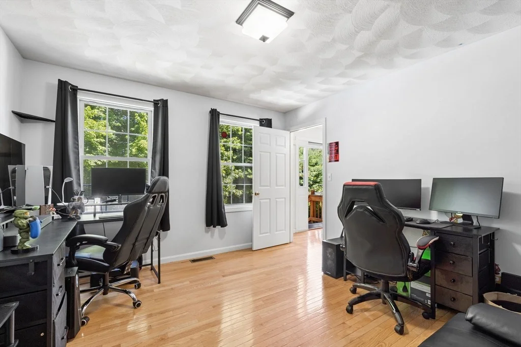 Photo of 9 Perron Way
