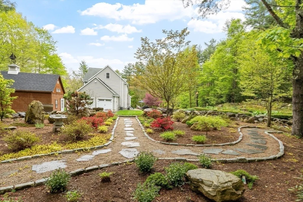 Photo of 82 Lawrence Street